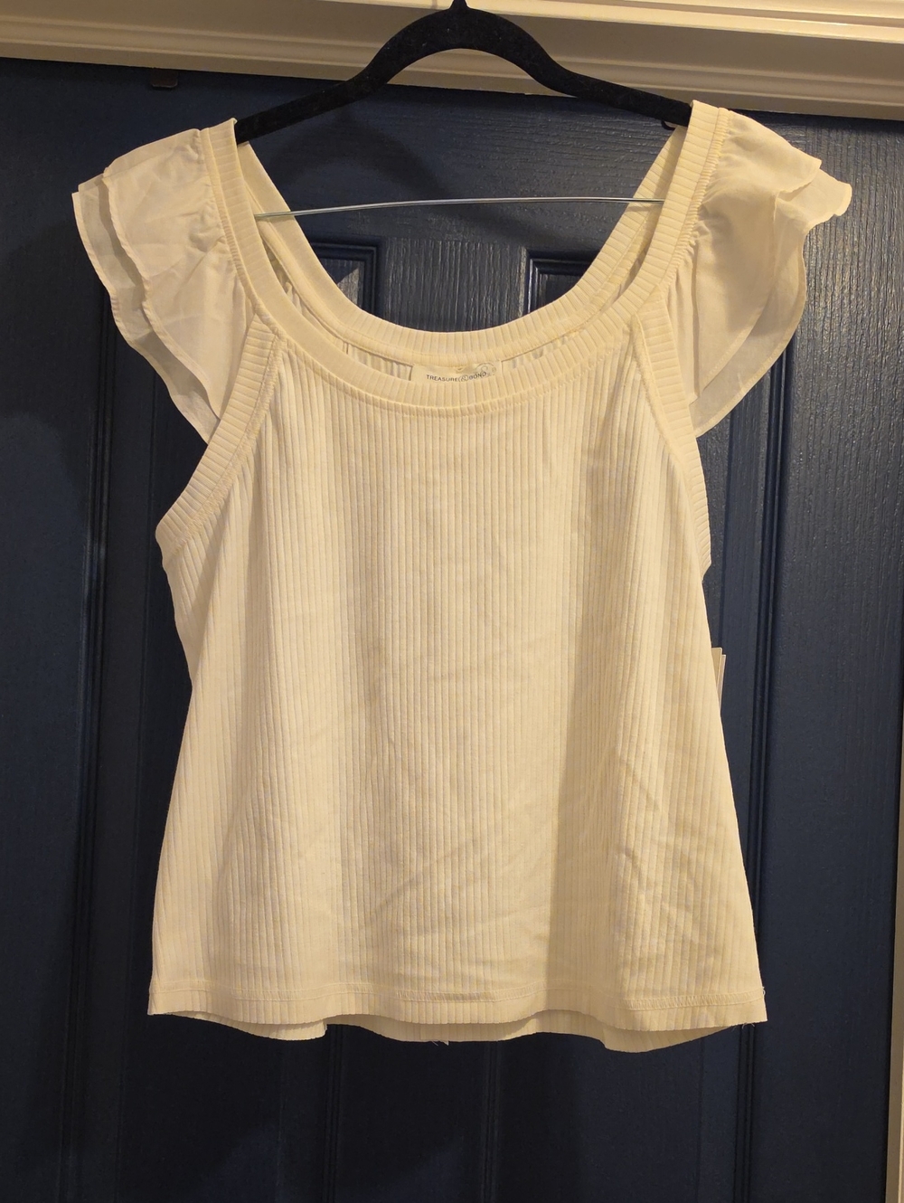 Treasure & Bond Women's Large Cream Ribbed Tank with Ruffle Cap Sleeves
